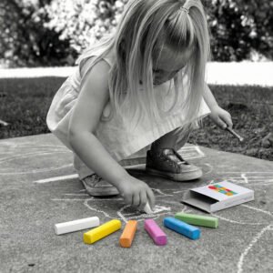 133622_4 STAEDTLER Assorted Sidewalk Chalk Set
